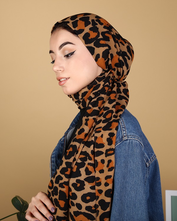Head scarf for women